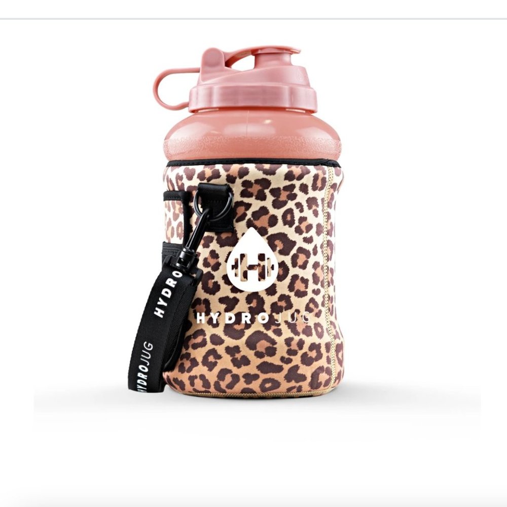 HydroJug Cheetah Sleeve NWT